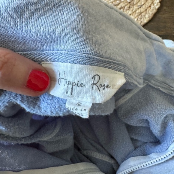 Hippie Rose 3/4 zip sweatshirt washed light blue color size small with pockets - Picture 3 of 4